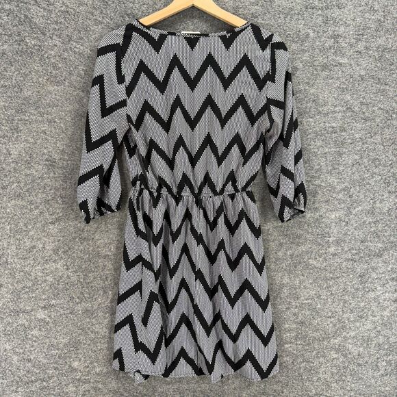 Ladies Code Dress Women M Medium Gray Striped Sheath Short 3/4 Sleeve Casual - Picture 2 of 7